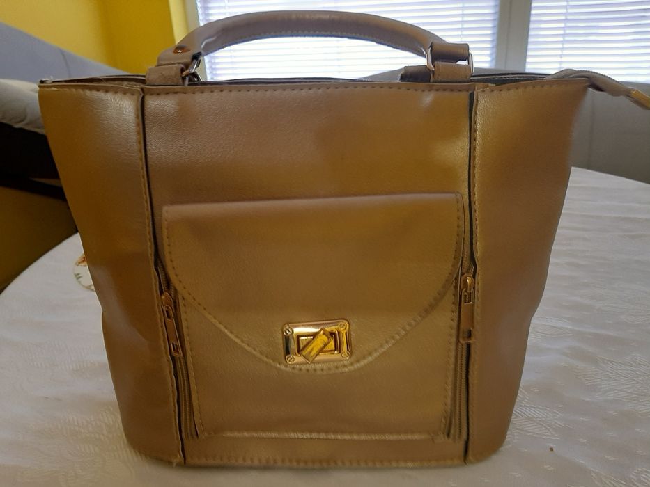 Нова дамска чанта