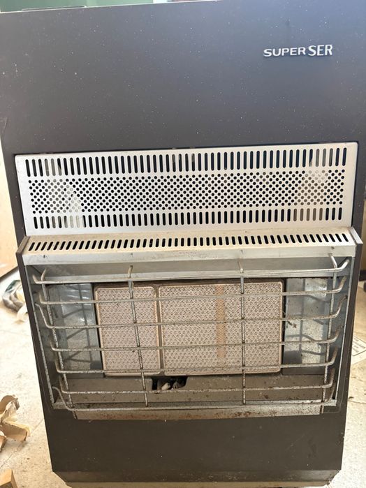 Газова печка за отопление на помещение. В много добро състояние