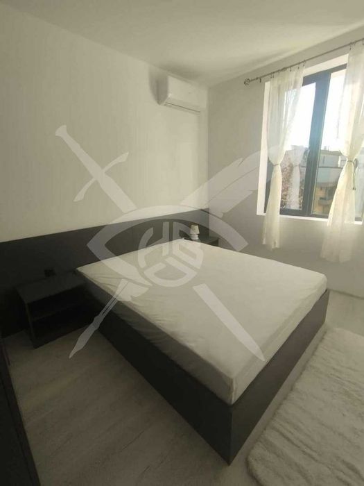 Дава се под наем Тристаен апартамент в Варна, Колхозен пазар - 80 кв.м за 600 € - Снимка #2