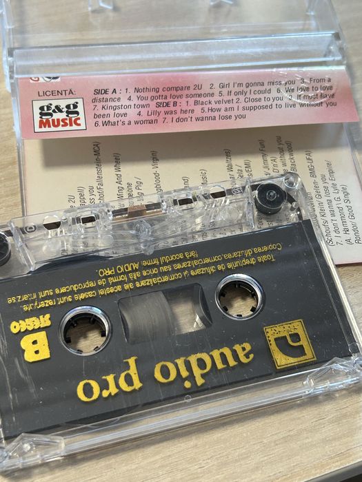 Casetă audio originală „Hits of the 90's Vol. 1” în stare foarte bună