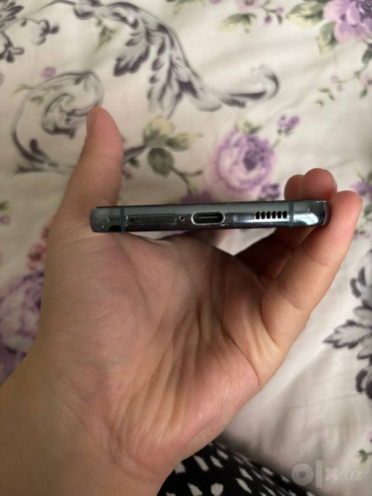 Samsung galaxy S22 plus izumrud sotiladi!