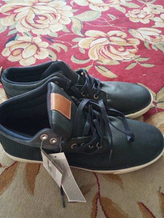 Продам обувь мужские, новые