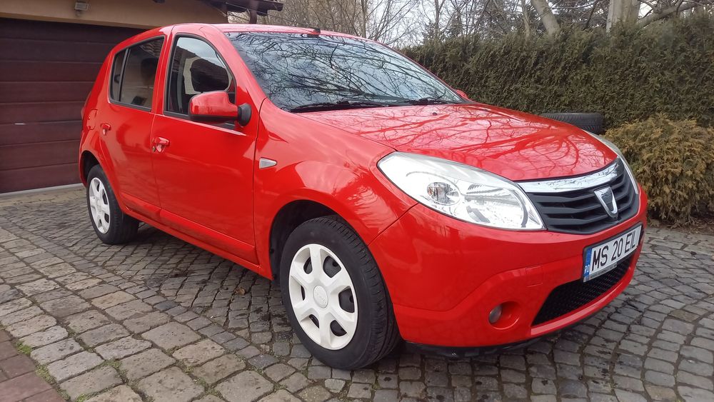 Dacia Sandero 1.2 benzină 2011