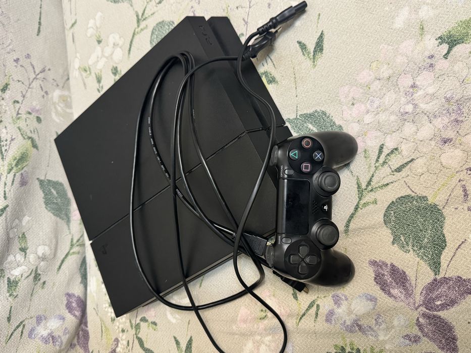 Ps 4 fat , 500 гб СРОЧНО
