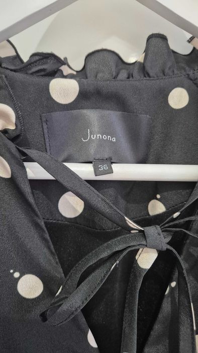 Рокля чисто нова