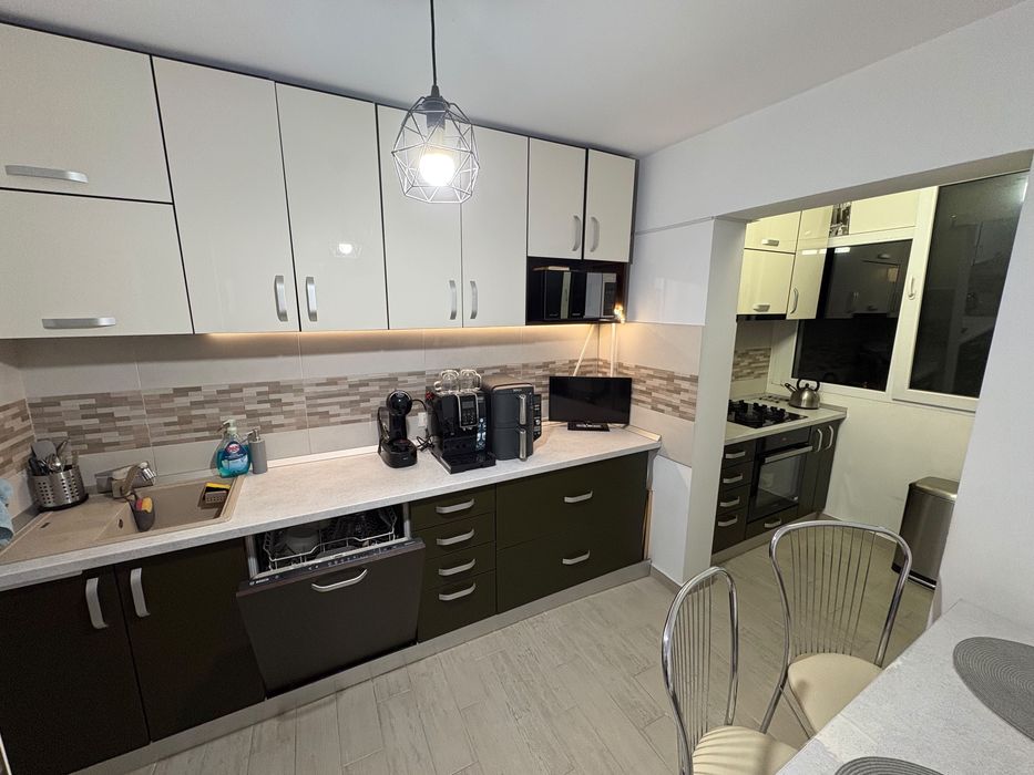 Apartament 3 camere Crangasi