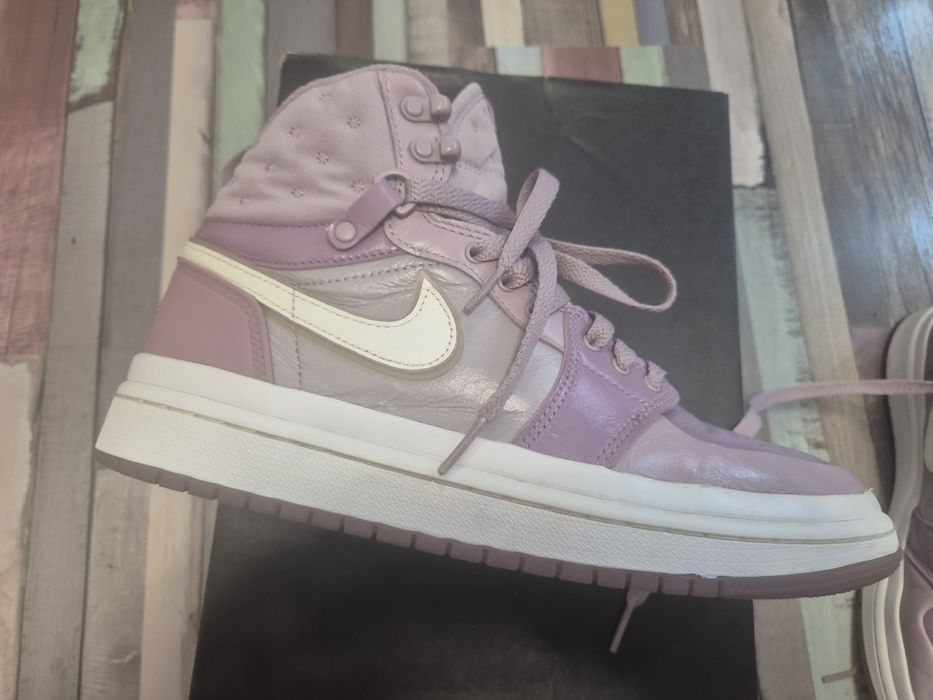 Adidasi Air Jordan 1 Acclimate
