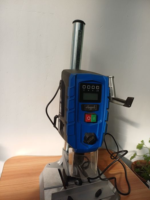 Настолна бормашина Scheppach DP60 SE