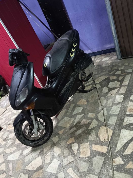 Vând sau schimb Yamaha maxter 180cc,nu are acte