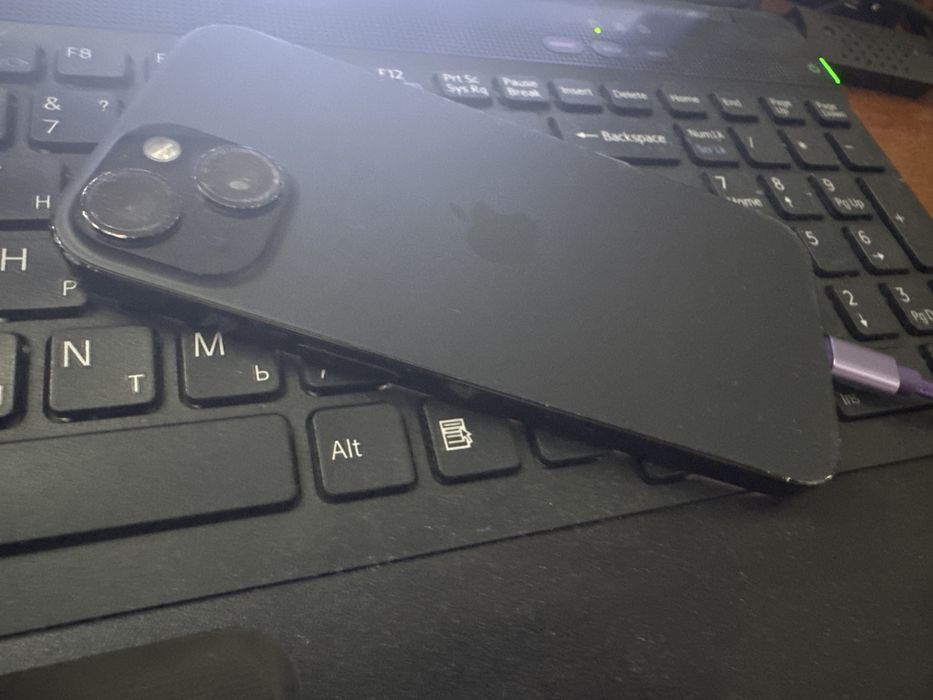 Apple Iphone 15, 128 gb