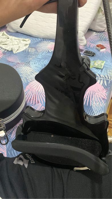 Vand vioara zeta  in 4 corzi din 1994