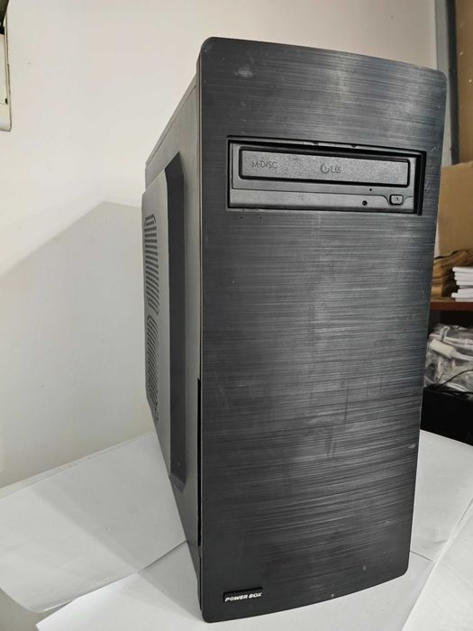 Intel Core i3-7100 (3.90GHz) | 4GB DDR4 | 128GB SSD + 500GB HDD | Windows 10