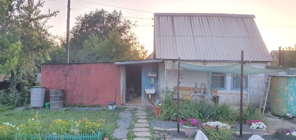 Продаётся дача, Черемушки