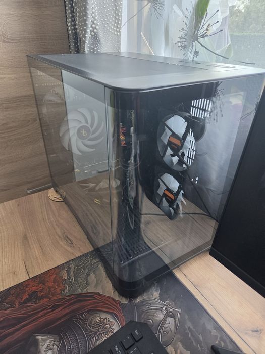 Продавам компютърна конфигурация