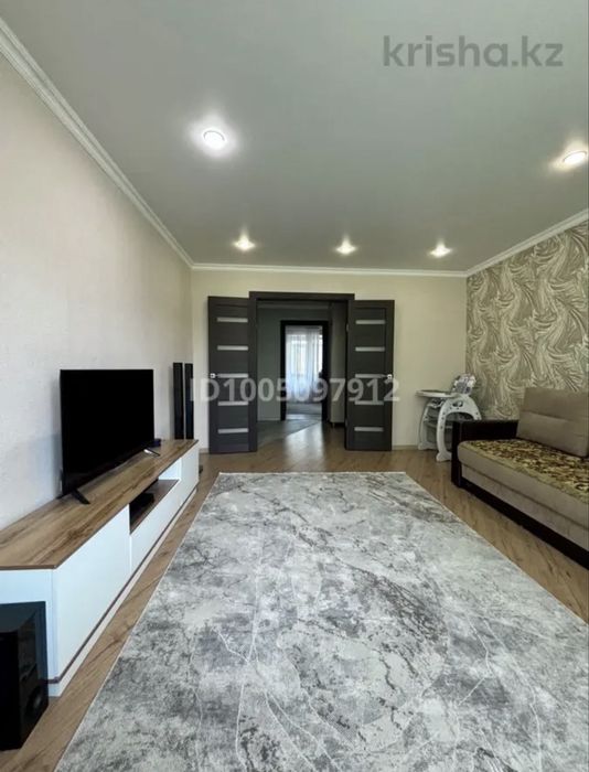 Продам 4 комнатную каартиру