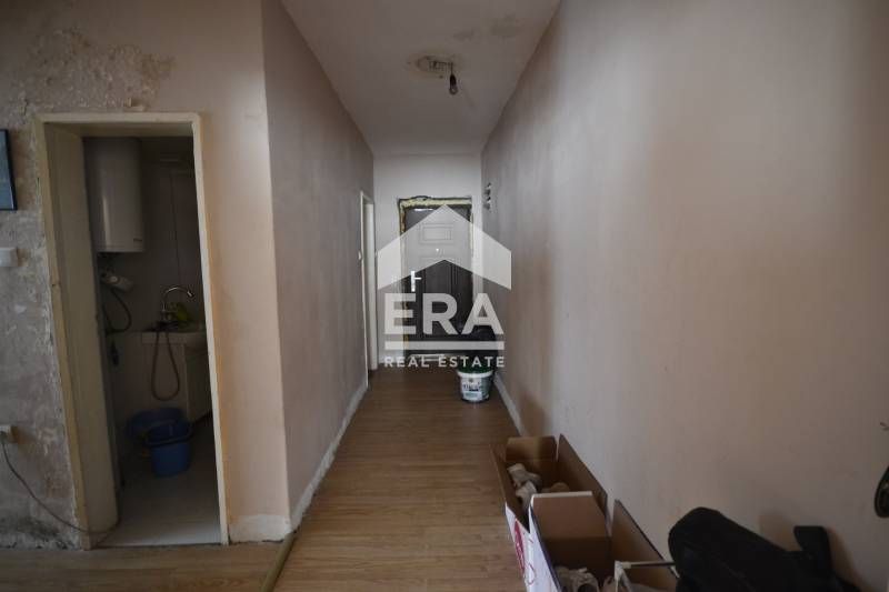 Продава се Тристаен апартамент в Хасково, Дружба 1 - 90 кв.м за 958 €/кв.м - Снимка #7