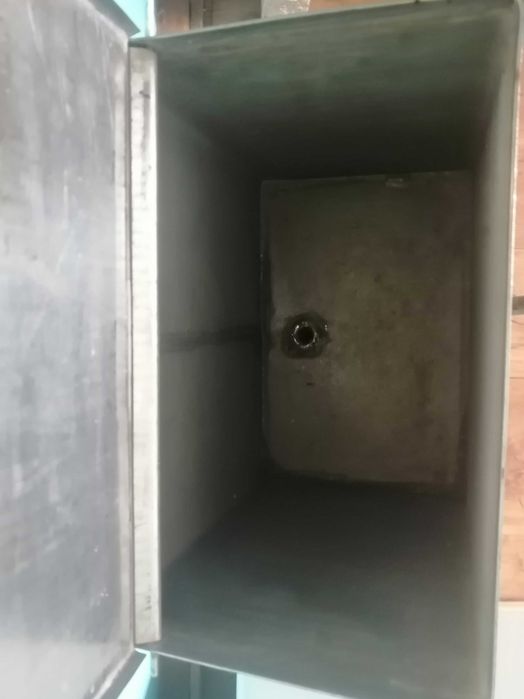 Рукомойник объемом на 18 литров