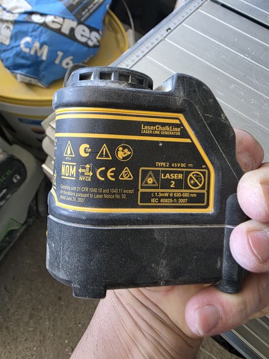 Лазерен нивелир DeWalt