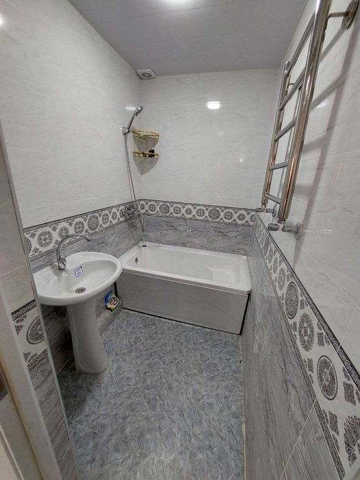 ЖК Xon Saroy Ayvon 3 комнатная 76м2 по кадастру , Универсам ориентир