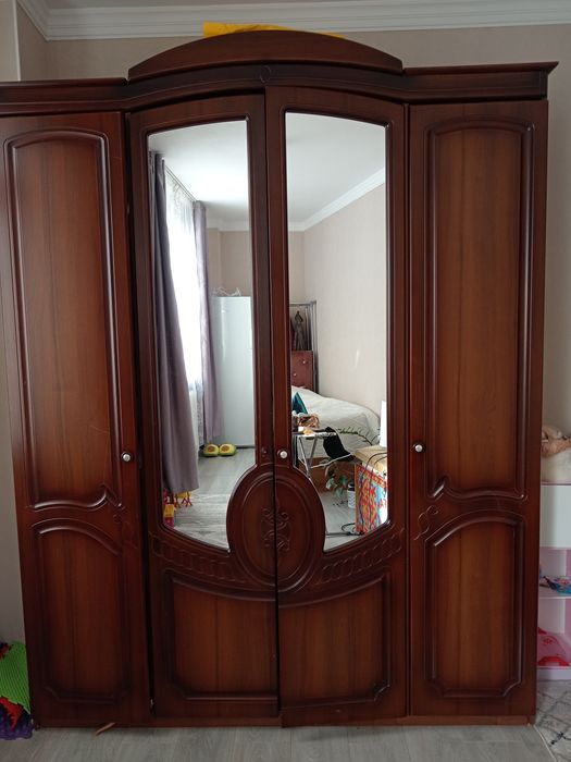 Продам шкаф за 40к