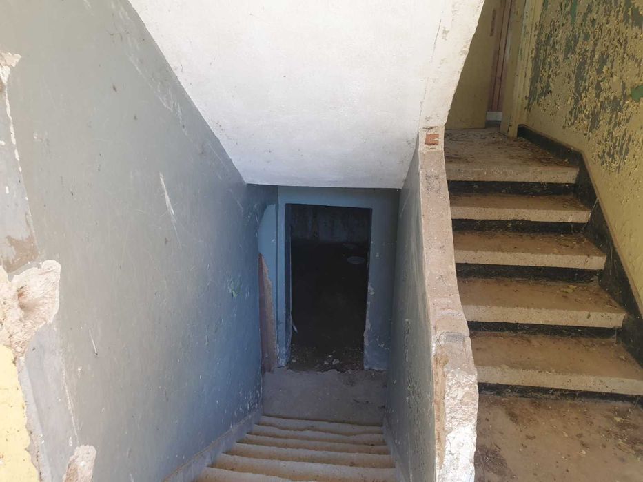 Продава хотел с.Левски