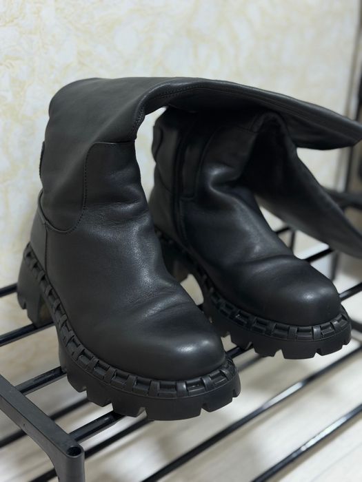 Продам женскую обувь