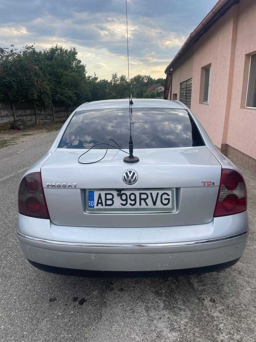 Volkswagen Passat B55 an 2004