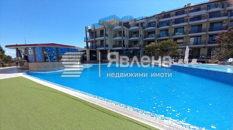 Продава се Двустаен апартамент в Приморско - 65 кв.м за 1628 €/кв.м - Снимка #6