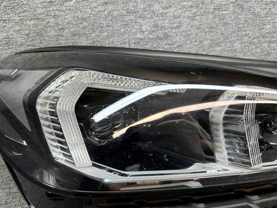 Far dreapta led adaptiv BMW X1 U11