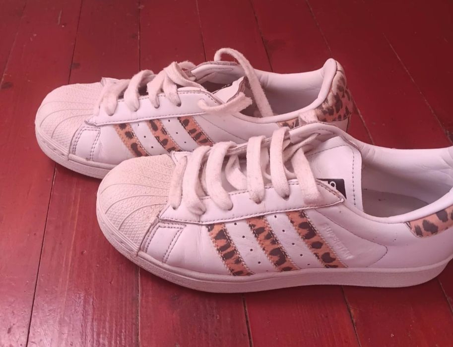 Дамски оригинални маратонки Adidas