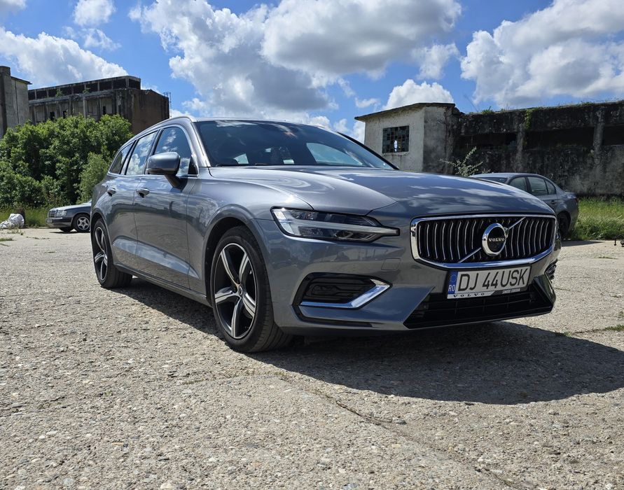 Volvo V60 D3, automat, an .2020