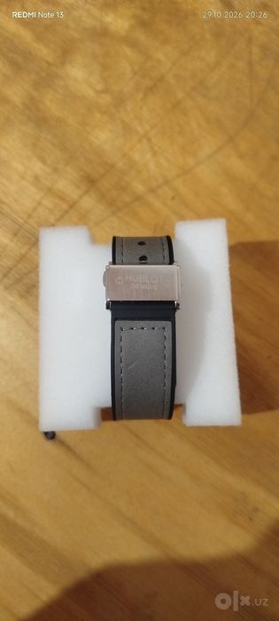 Часы HUBLOT новый