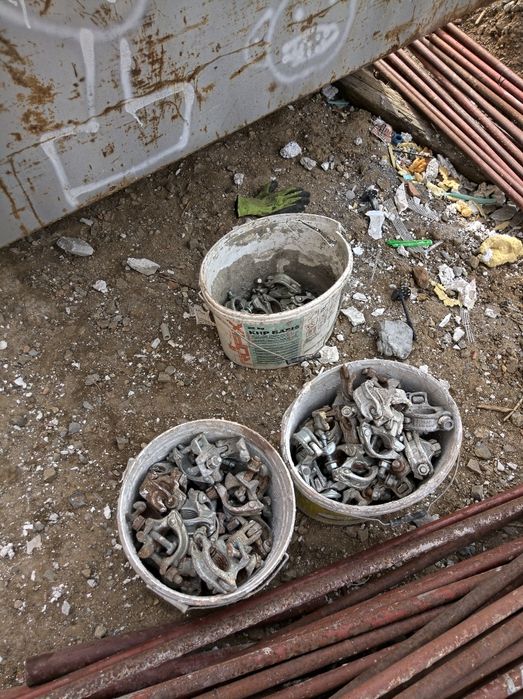 Поцинковани пътеки и аксесоари за скеле