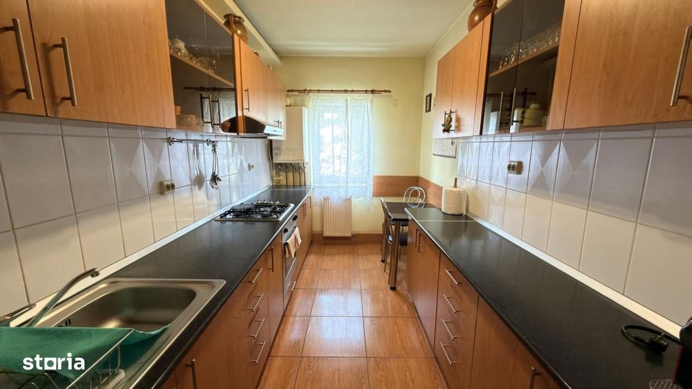 Apartament 3 camere decomandate et. 3/4 Mihai Viteazul
