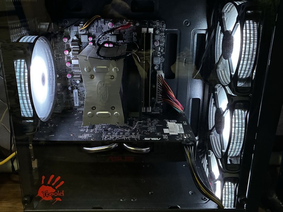 Компьютер в сборе