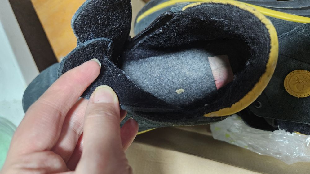 Продаётся обувь в идеальном состоянии 38р, 3000