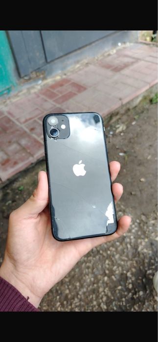 Продма айфон 11 на 128гб