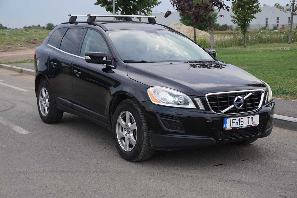 Volvo XC60 2011 Momentum 2.0 Diesel 5 pistoane