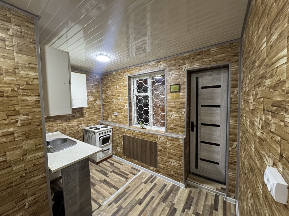 Продаю 2-КОМ квартиру Спутник-9