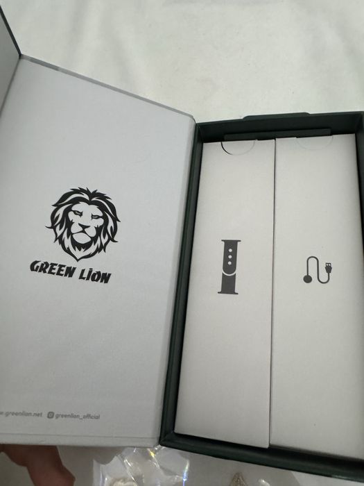 Green lion smart watch