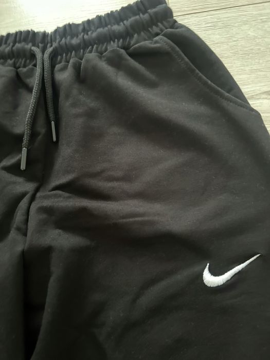 Pantaloni nike marimea S