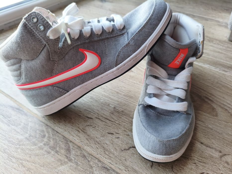 Pantofi sport Nike, adidași stare buna 38.5