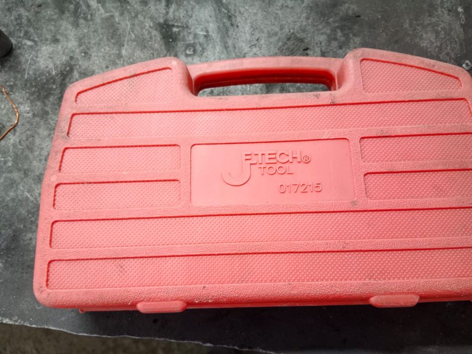 Набор головок и прочих инструментов