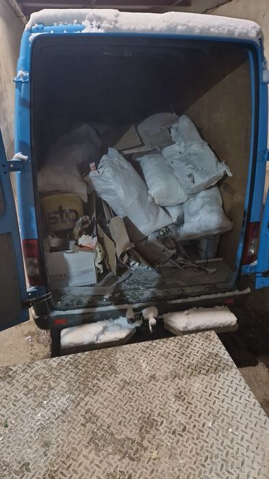 Car gunoaie moloz mobilă veche