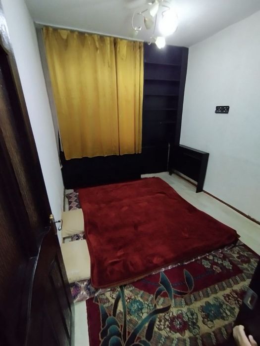 Chilonzor  12 kv 2/4/9 sotiladi srochno!!!