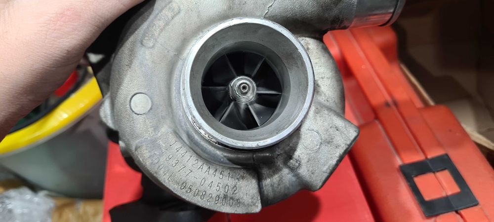 Продавам турбо TD04L Subaru