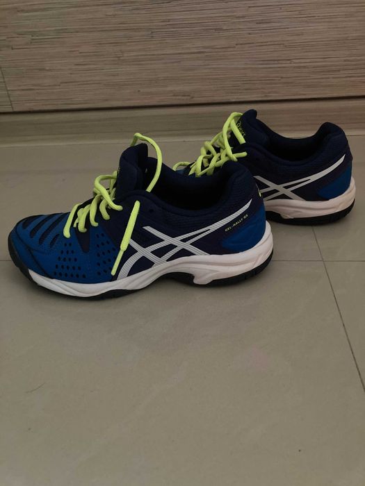 Маратонки Asics номер 36