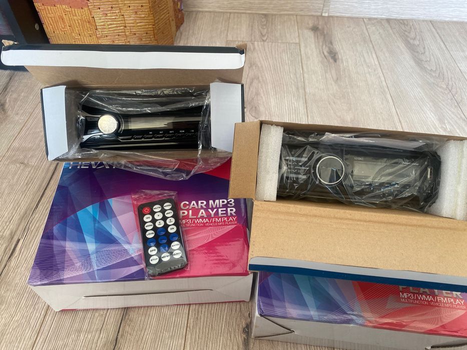 Радио и мп3 плеар за кола