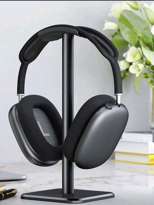 Поставка за слушалки