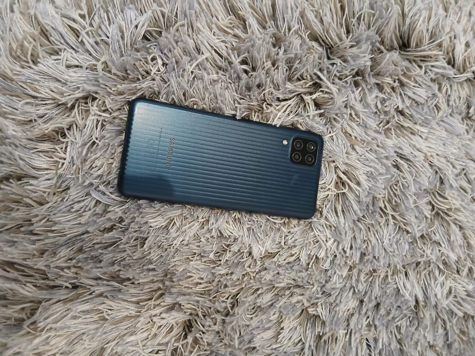 Telefon Samsung M12